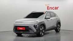 2023 Hyundai Kona Inspiration, серо-серебристый — фото 1