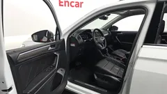 2023 Volkswagen Tiguan 2.0 TSI Prestige, белый — фото 10