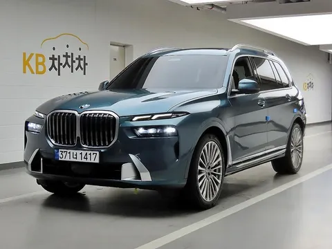 2023 BMW X7 xDrive 40i Design Pure Excellence 7-Seater