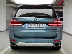 2023 BMW X7 xDrive 40i Design Pure Excellence 7-Seater — фото 3