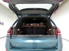 2023 BMW X7 xDrive 40i Design Pure Excellence 7-Seater — фото 5