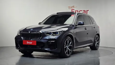 2022 BMW X5 xDrive 45e M Sport