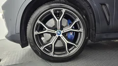 2022 BMW X5 xDrive 45e M Sport — фото 5