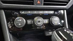 2023 Volkswagen Jetta 1.5 TSI Prestige — фото 17