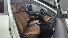 2023 Kia Seltos Gasoline 1.6 Turbo 2WD, белый — фото 11