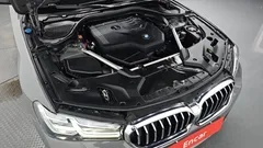 2022 BMW 5-Series 520i M Sport — фото 6