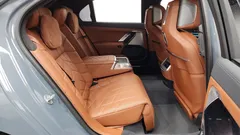2023 BMW 7-Series 740i sDrive Design Pure Excellence, светло-серебристый — фото 15