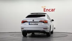 2021 Volkswagen Jetta 1.4 TSI Prestige — фото 4