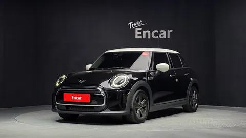 2022 Mini Cooper 5Door Classic
