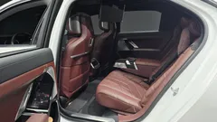 2023 BMW 7-Series 740i sDrive Design Pure Excellence Individual — фото 11
