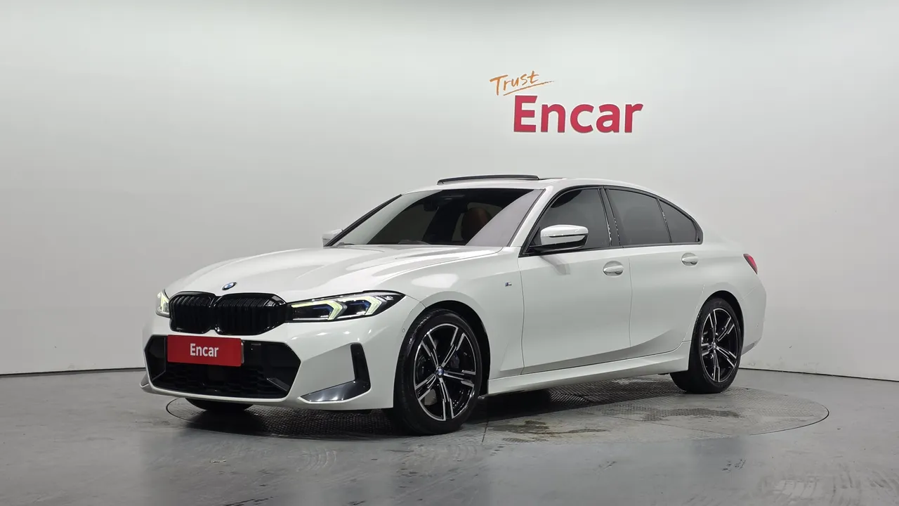 2023 BMW 3-Series 320i M Sport