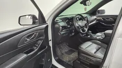 2023 ChevroletGMDaewoo Traverse 3.6 AWD Redline, белый — фото 10