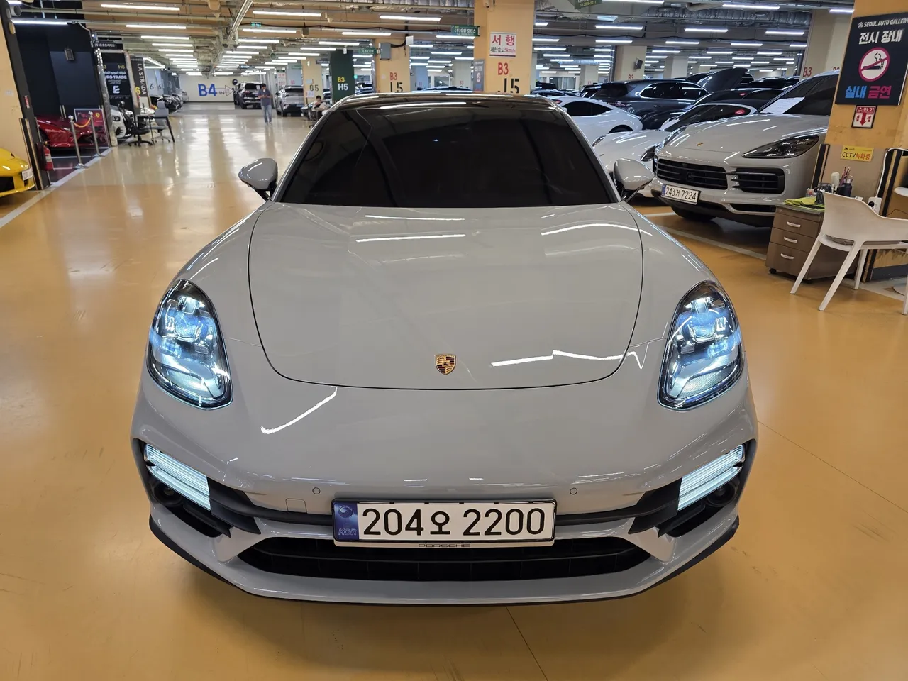 2023 Porsche Panamera 2.9 AWD Platinum Edition