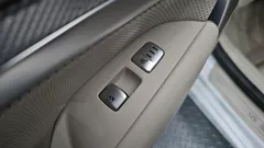 2022 Genesis G70 Gasoline 2.0T 2WD, белый — фото 17