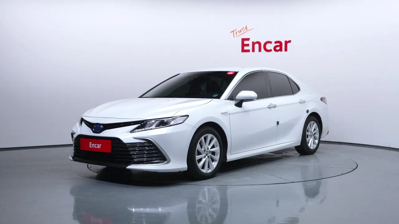 2024 Toyota Camry 2.5 LE Hybrid