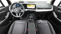 2023 BMW 2-Series 220i Advantage, белый — фото 7