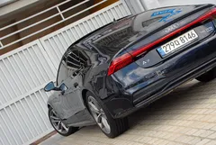 2022 Audi A7 55 TFSI Quattro Premium, синий — фото 5