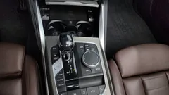2021 BMW 4-Series 420i M Sport Convertible, зелёный — фото 9