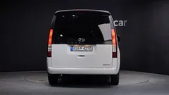 2023 Hyundai Staria Cargo 3-Seater — фото 4