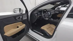 2021 Volvo S60 B5 Inscription, белый — фото 10