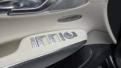 2023 Genesis GV70 2.5T Gasoline 2WD — фото 18