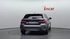 2022 BMW 1-Series 120i Advantage — фото 4