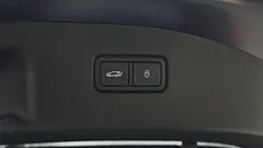 2023 Genesis G70 Gasoline 2.0T 2WD, синий — фото 18
