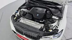 2024 BMW 3-Series 320i M Sport, белый — фото 6