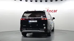 2023 Kia Carnival Diesel 9-Seater Prestige — фото 4