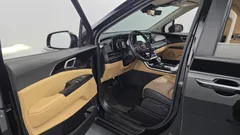 2023 Kia Carnival Diesel 9-Seater Prestige — фото 10