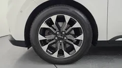 2023 Kia Canival 7-Seater Signature, белый — фото 5