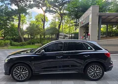 2022 Audi Q3 35 TDI Quattro Premium — фото 3