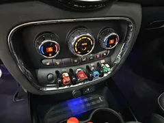 2023 Mini Clubman Classic Launch Pack, красный — фото 8