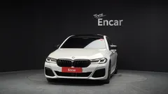2022 BMW 5-Series 530i M Sport Package — фото 3