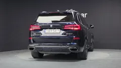 2022 BMW X5 M50i, синий — фото 4