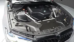 2022 BMW 5-Series 530i M Sport Package, серый — фото 6