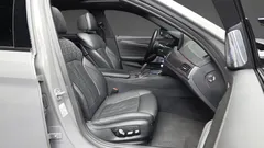 2022 BMW 5-Series 530i M Sport Package, серый — фото 11