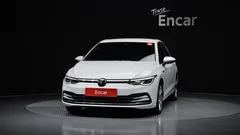 2022 Volkswagen Golf 2.0 TDI Premium, белый — фото 3