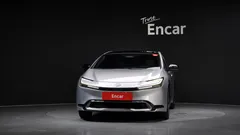 2024 Toyota Prius 2.0 XLE, серебристый — фото 3
