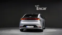 2024 Toyota Prius 2.0 XLE, серебристый — фото 4