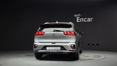 2021 Kia Niro 1.6 HEV, серебристый — фото 4