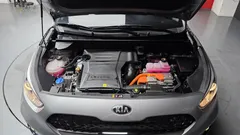 2021 Kia Niro 1.6 HEV, серебристый — фото 6