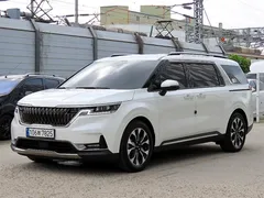 2023 Kia Carnival Diesel 9-Seater Noblesse — фото 2