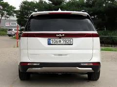 2023 Kia Carnival Diesel 9-Seater Noblesse — фото 4
