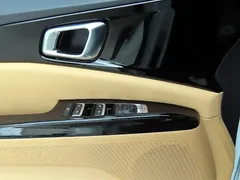 2023 Kia Carnival Diesel 9-Seater Noblesse — фото 16