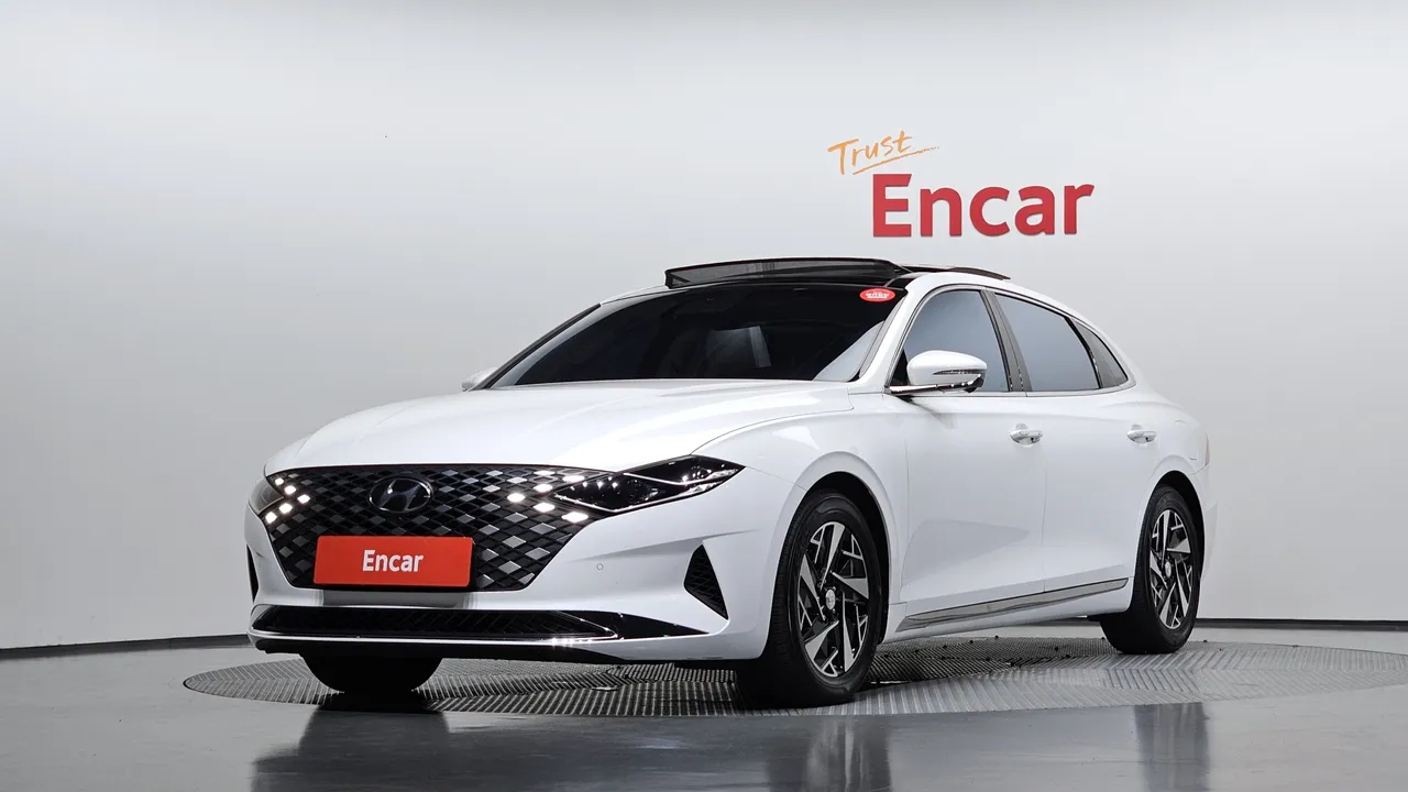 2022 Hyundai Grandeur Le Blanc
