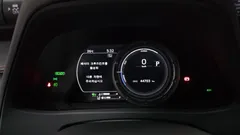 2024 Lexus UX 2.0 F-Sport 2WD, белый — фото 8
