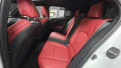 2024 Lexus UX 2.0 F-Sport 2WD, белый — фото 12