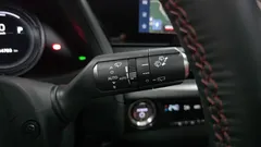 2024 Lexus UX 2.0 F-Sport 2WD, белый — фото 20