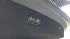 2021 Genesis G90 3.8 AWD, серый — фото 17